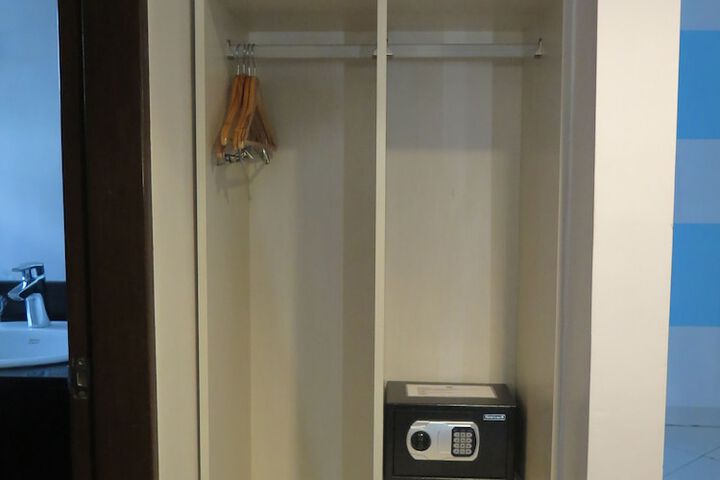 Room 29 of 50
