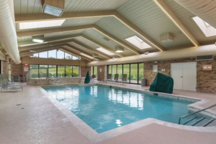 Pool 12 of 21