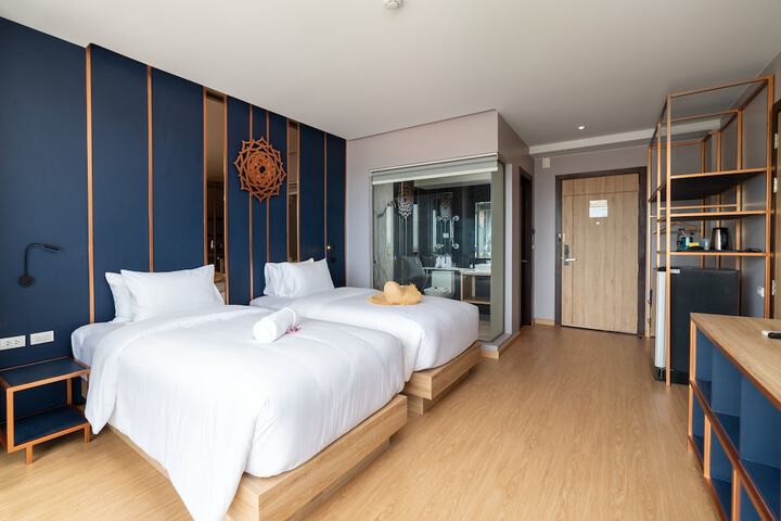 Room 37 of 336