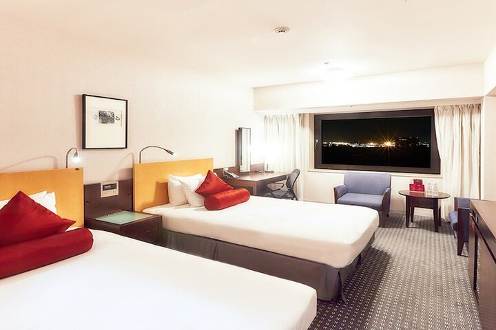 Room 27 of 156