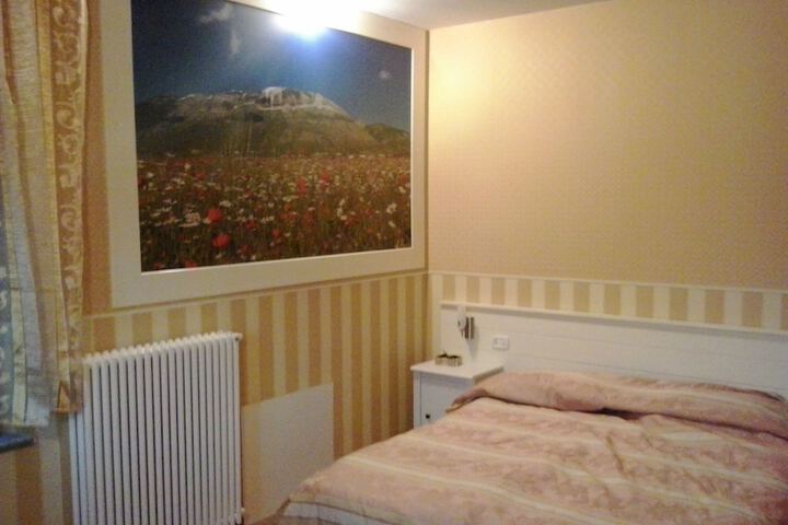 Room 3 of 4