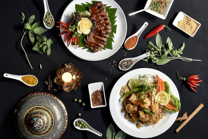 Dining 90 of 120