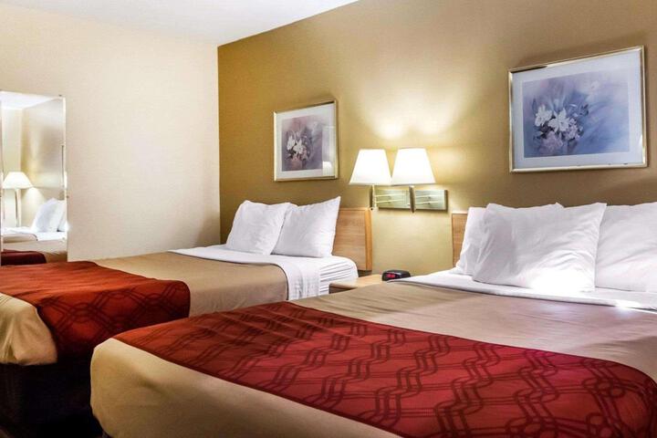Double Bed (4 of 8)