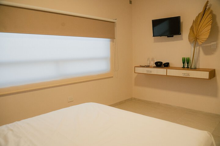 Room 8 of 53