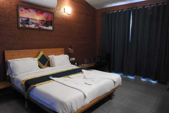 Room 6 of 45