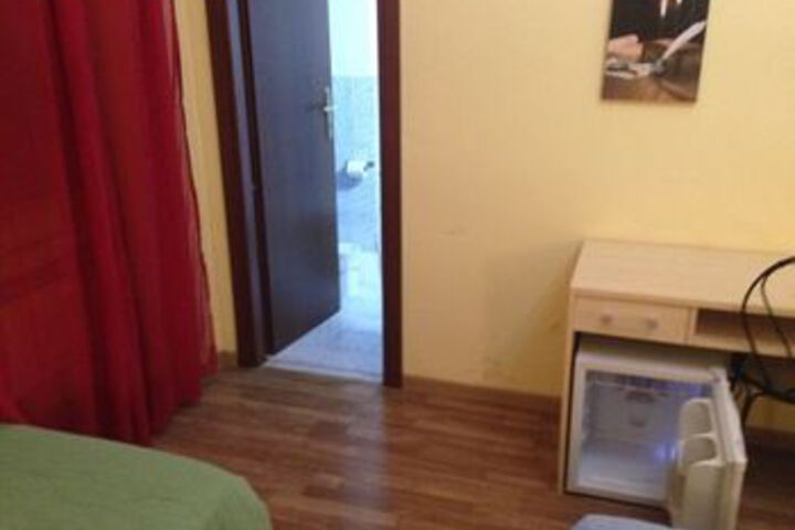 Room Photo