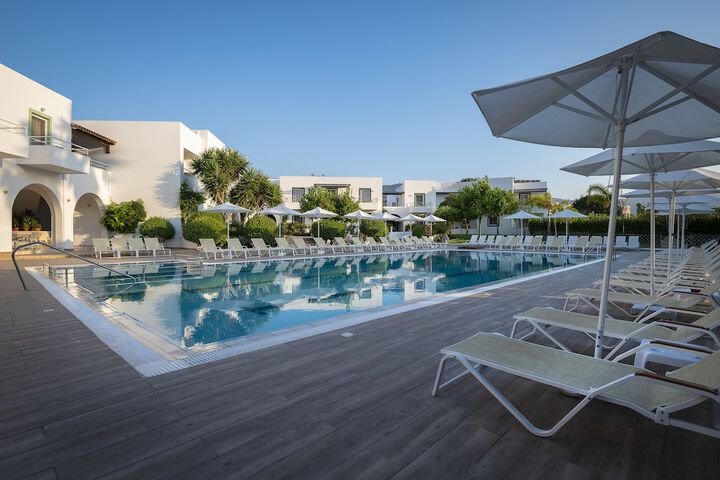 Pool Hotel