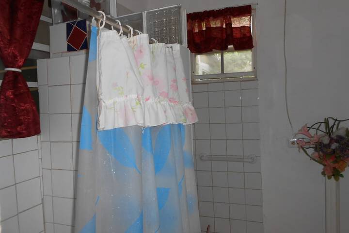 Room 43 of 80