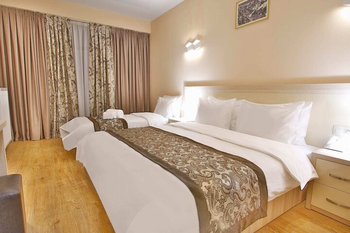 Room 4 of 56