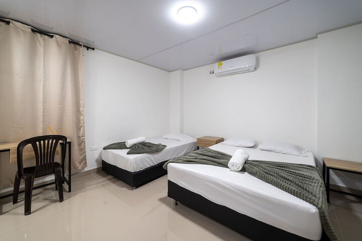 Room 65 of 122