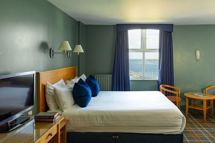 Room 18 of 54