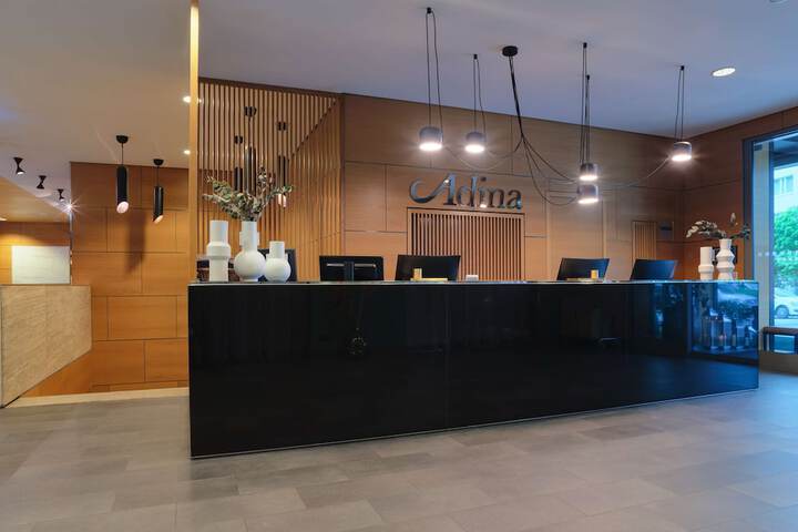 Check-in/check-out kiosk