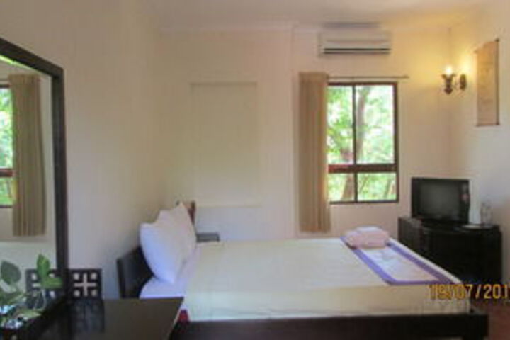 Room 28 of 39