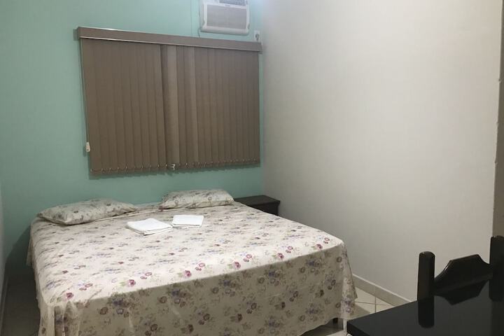 Room 4 of 32