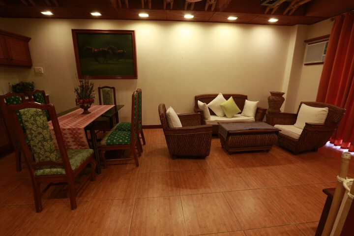 Room 43 of 89