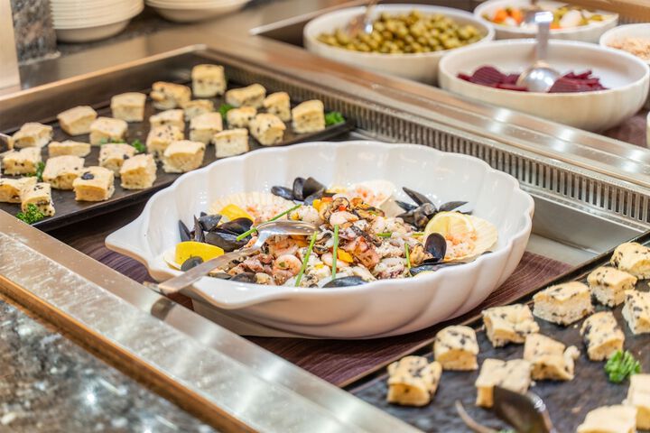 Dining 117 of 138