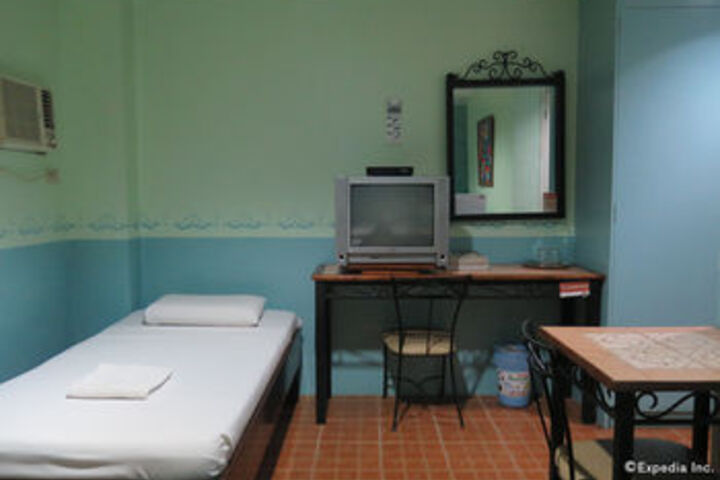 Room 60 of 74