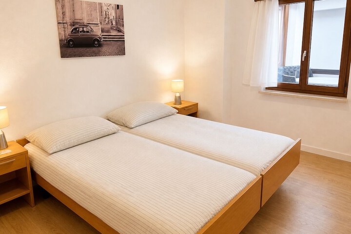 Room 15 of 31