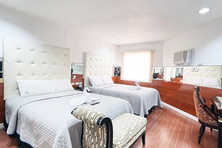 Room 6 of 31