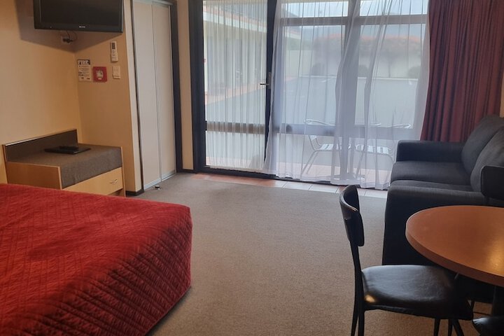 Room 25 of 43
