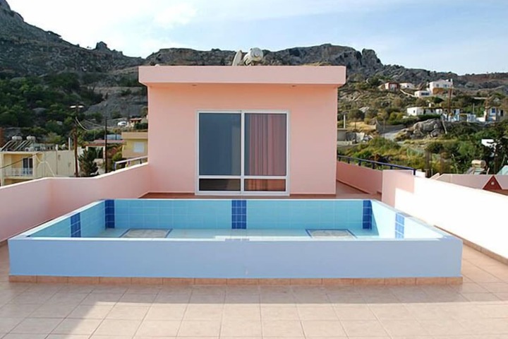 Pool Hotel