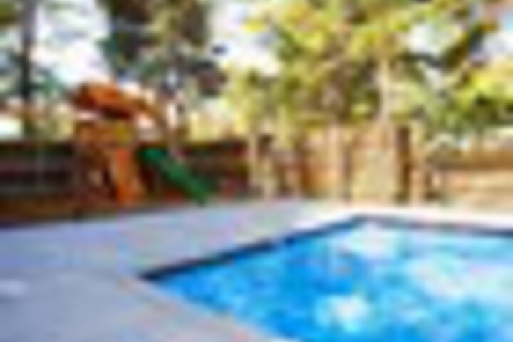 Pool 26 of 42