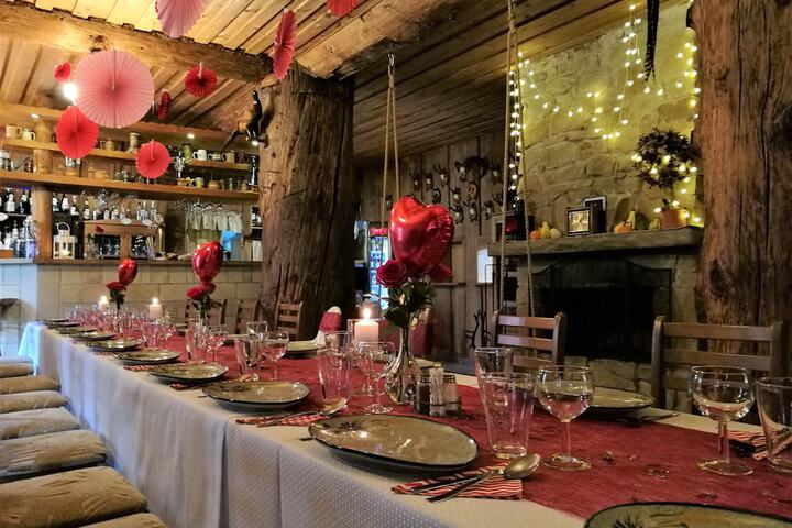 Dining 47 of 73