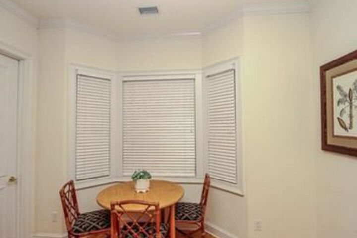 Room 20 of 48