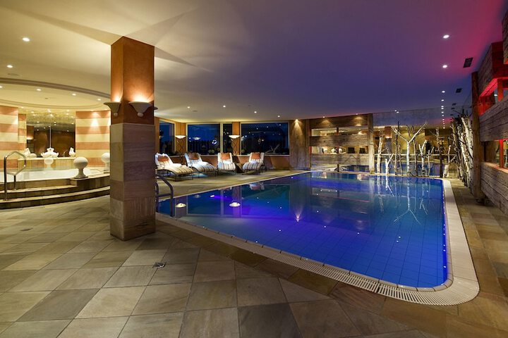 Pool 34 of 71