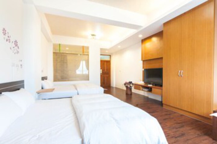Room 25 of 31