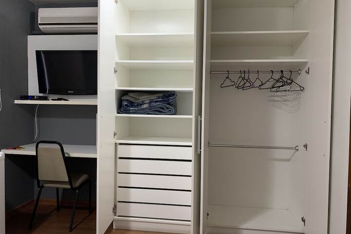 Room 64 of 128