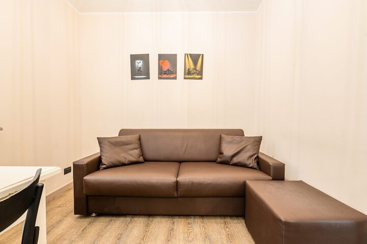 Room 21 of 66
