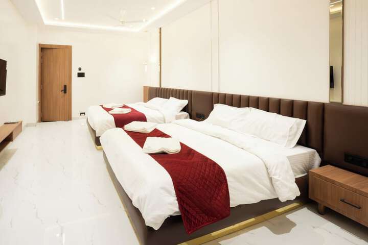 Room 14 of 59