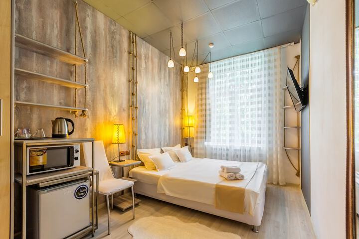 Room 5 of 24