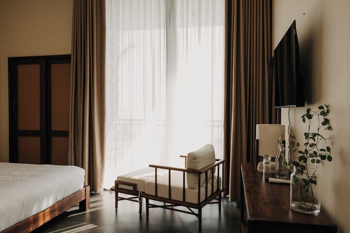 Room 7 of 34