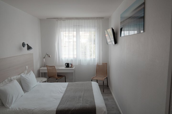 Room 10 of 54