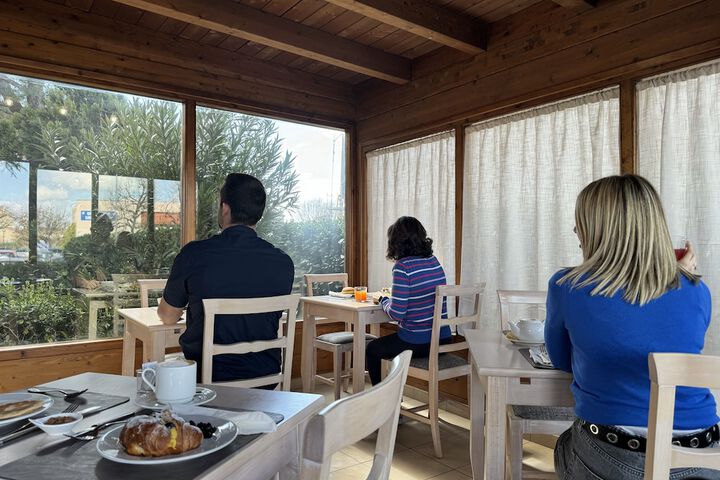 Breakfast/Coffee Service 36 of 64