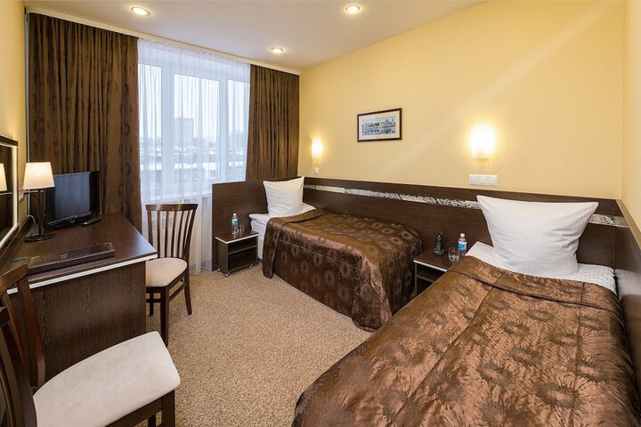 Room 7 of 50