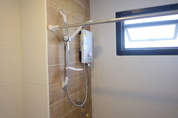 Room 18 of 22
