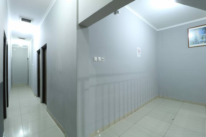 Ballroom/Hall 48 of 59