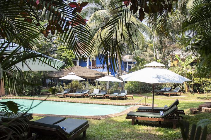 Pool 102 of 162