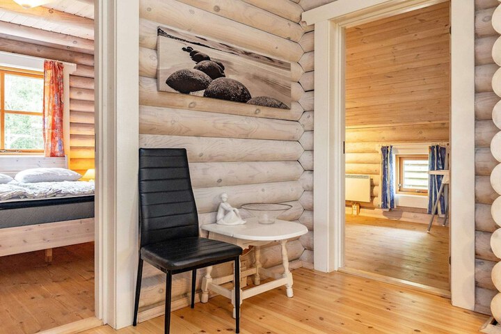 8 Person Holiday Home in Frorup