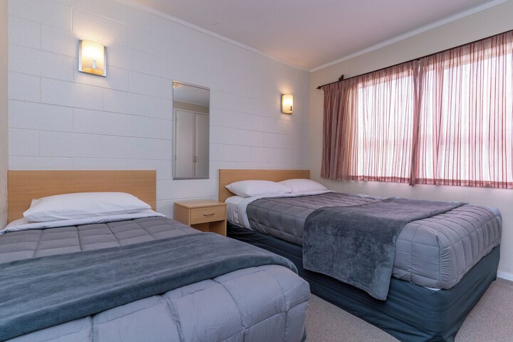 Room 8 of 26