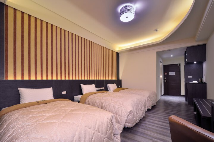 Room 12 of 39