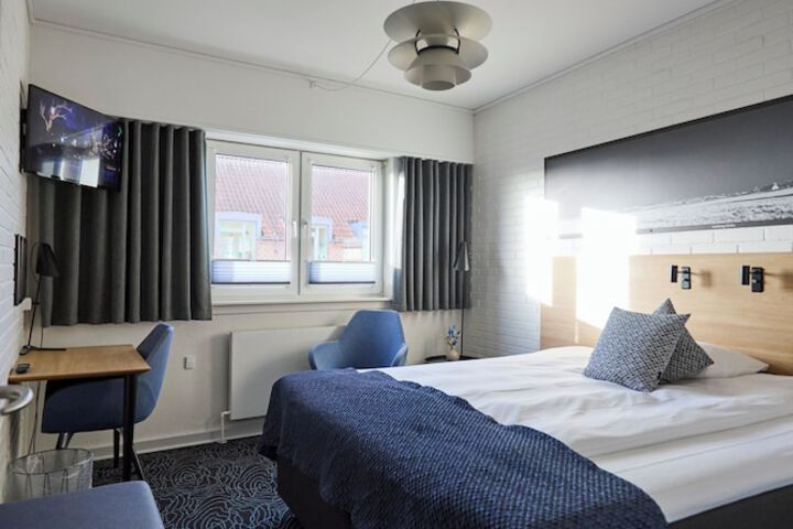 Room 115 of 184