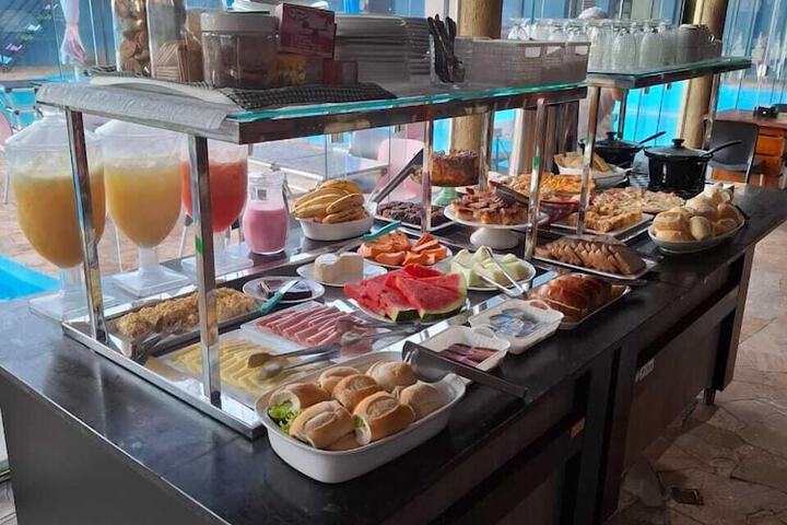 Breakfast/Coffee Service 7 of 11
