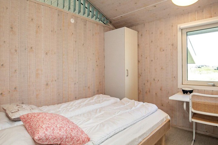 Room 3 of 30