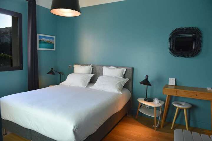 Room 14 of 39