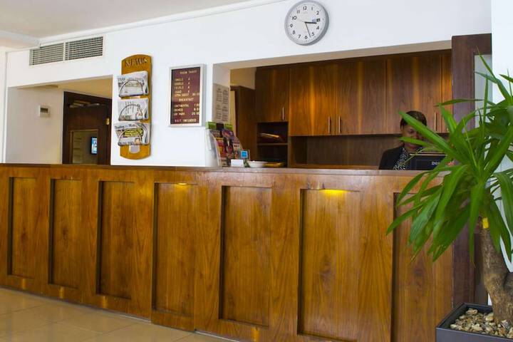 Guest Lobby