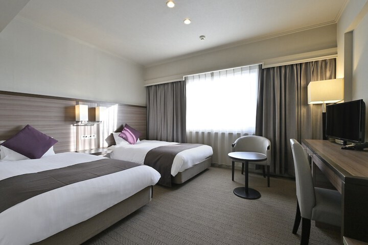 Room 15 of 51